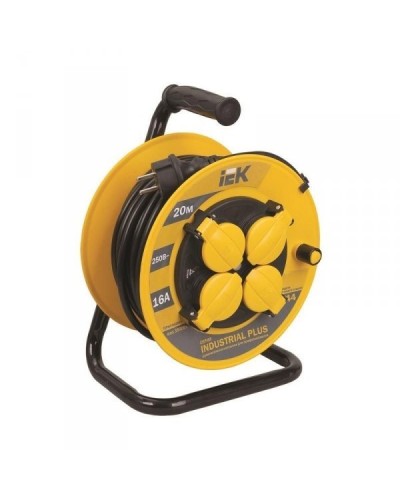 УК30 4 места 30м (WKP15-16-04-30-44). Удлинитель на катушке Industrial plus. IEK в Орле