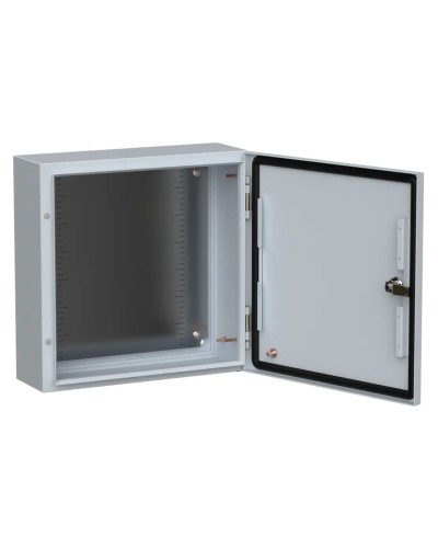 ЩМП-40.40.15 УХЛ1 IP66 400х400х150 TITAN 5 (TI5-10-N-040-040-015-66). Шкаф металлический с монтажной платой. IEK в Орле