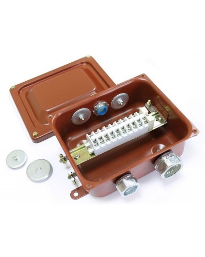 ККМА-10 У2 IP54 (zeta30372). Коробка клеммная металлическая с муфтами АТК для трубной электропроводки. ЗЭТА в Орле